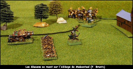 Les Skavens se ruent sur l'Abbaye de Maisontaal (F. Bruntz)